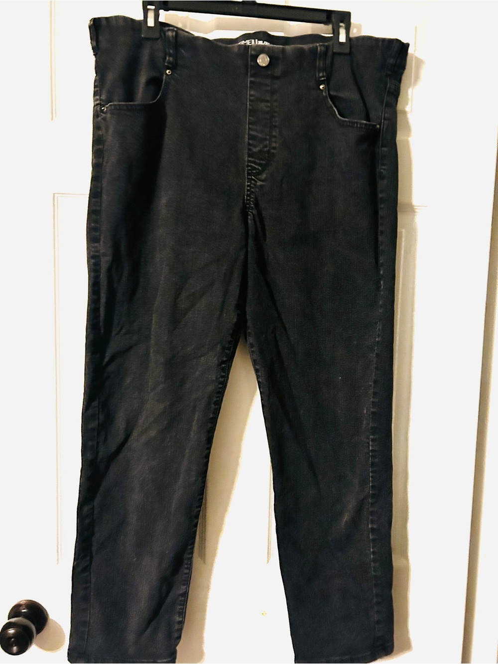 Time and Tru Black Mid-Rise Straight Jeans XL